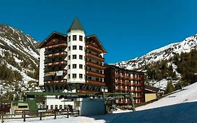 Hotel Adler